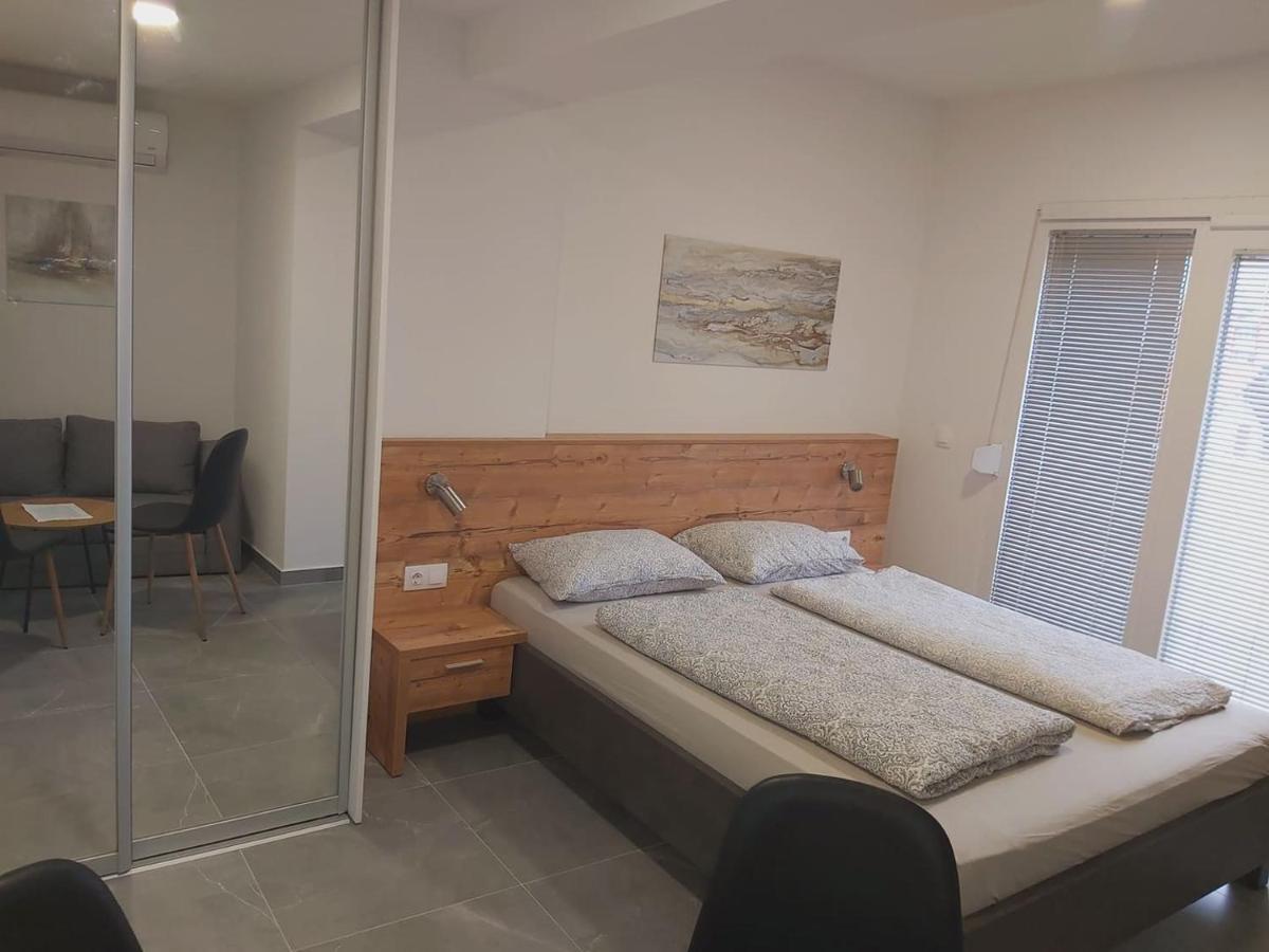 Gold Apartmani Kozarac Kültér fotó