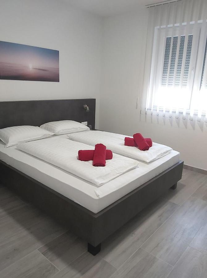 Gold Apartmani Kozarac Kültér fotó