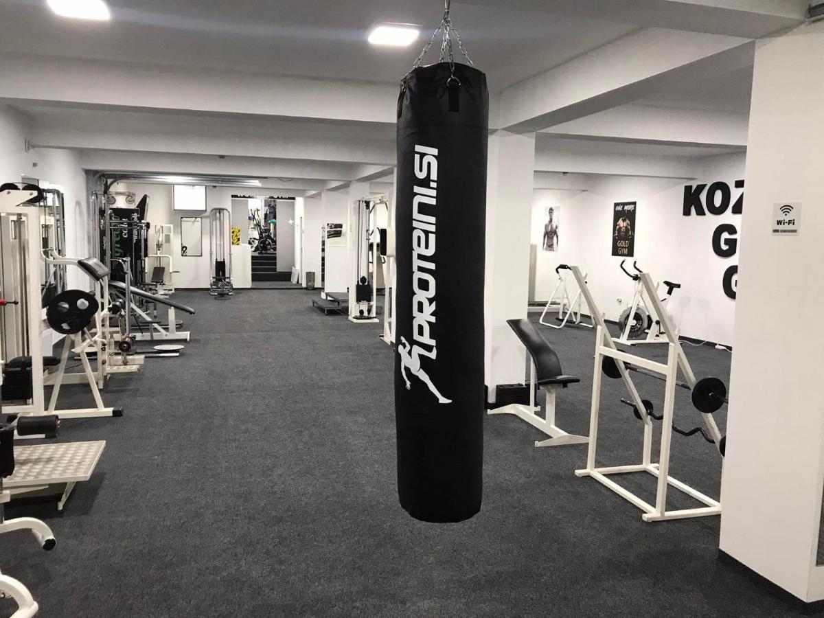 Gold Apartmani Kozarac Kültér fotó