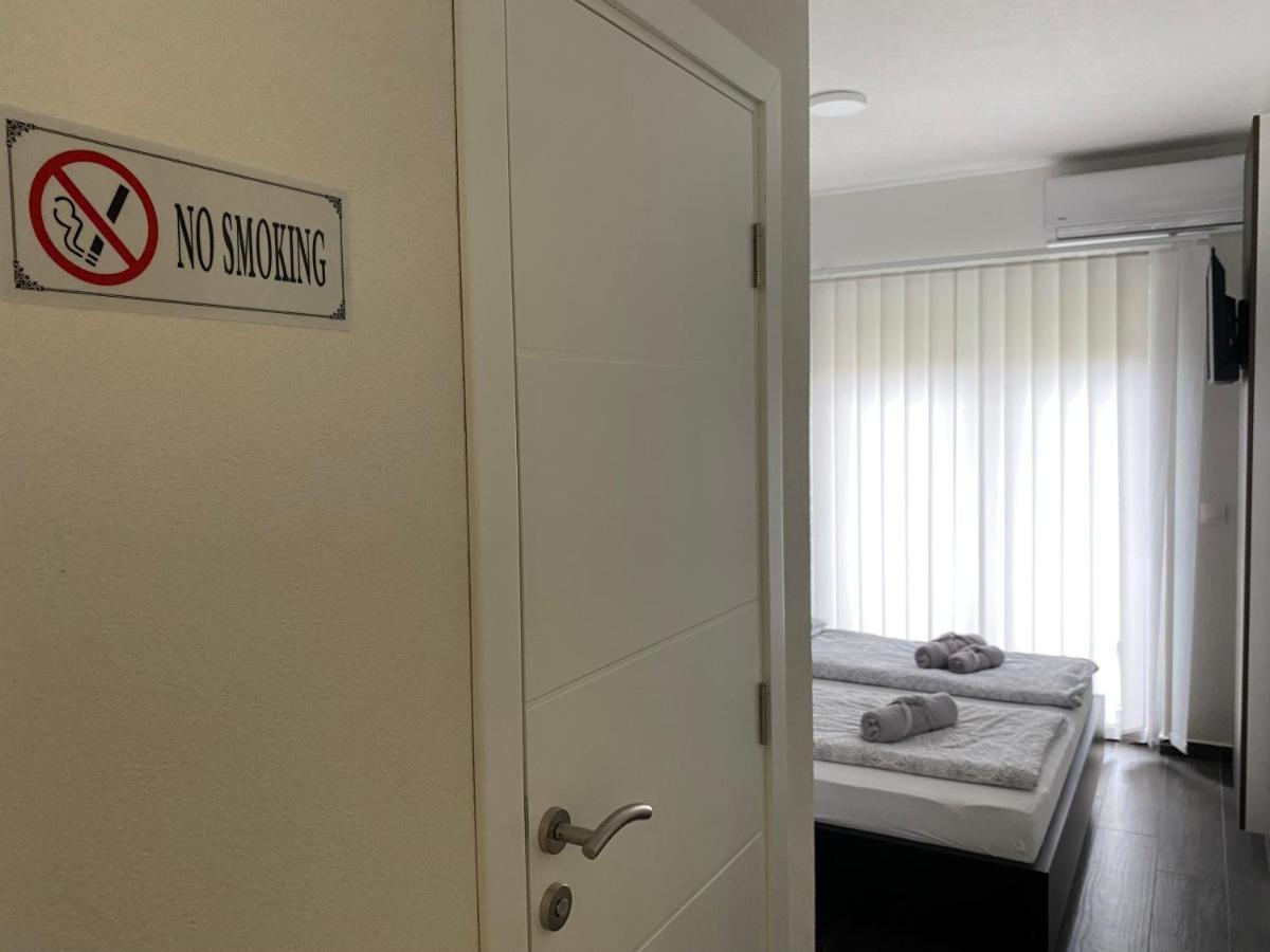 Gold Apartmani Kozarac Kültér fotó