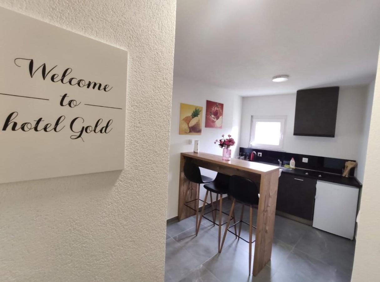 Gold Apartmani Kozarac Kültér fotó
